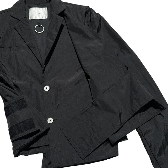 Nylon bondage strap blazer jacket - Picture 5 of 7